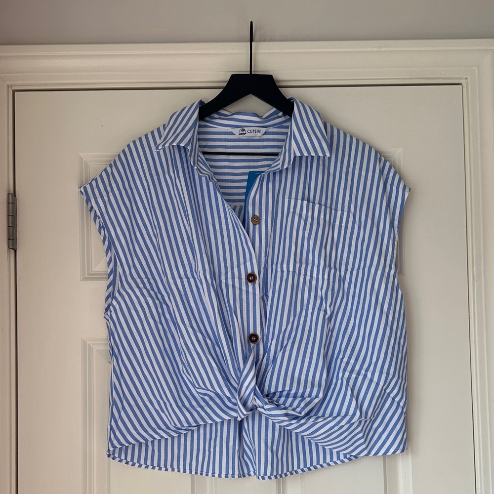 NWT Cupshe Striped Button-Down Shirt with Knot - Picture 3 of 6